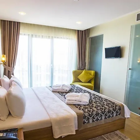 Hotel Alesha 4*