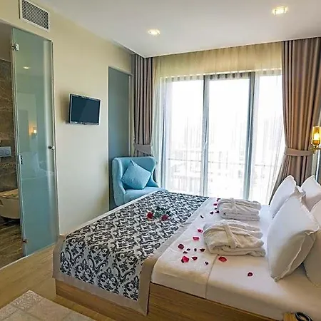 Hotel Alesha 3*