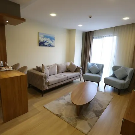 Hotel Alesha 3*